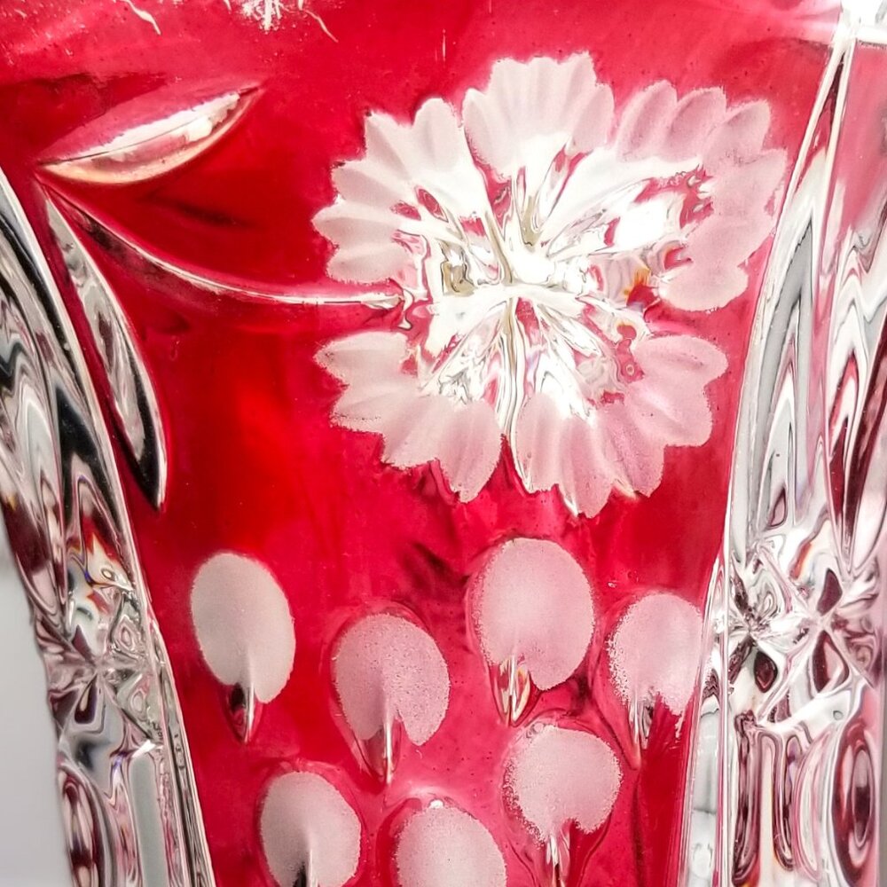 Anna Hutte Crystal Flower Vase Cranberry Red- Cut to-Clear Bleikristall Crystal - Picture 3 of 13